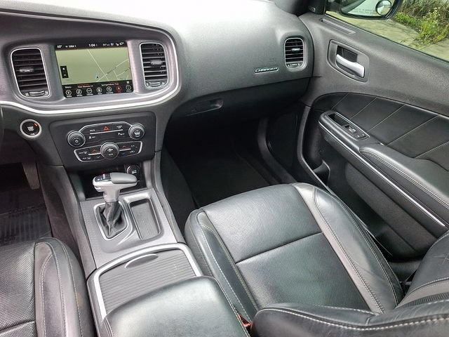 Used 2017 Dodge Charger SXT w/ AWD Plus Group image 16