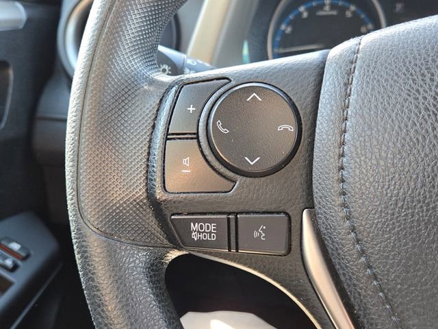 Used 2018 Toyota RAV4 LE image 22