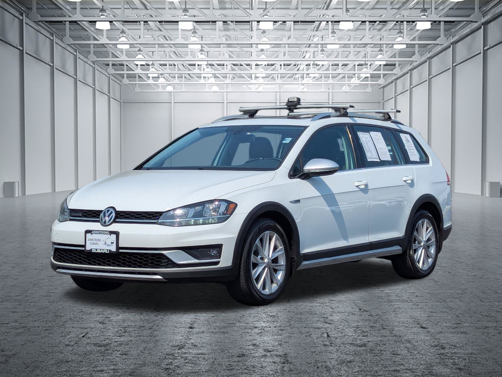 Used 2018 Volkswagen Golf Alltrack AWD/4WD image 9