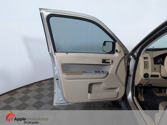 Used 2012 Ford Escape XLT AWD/4WD image 11