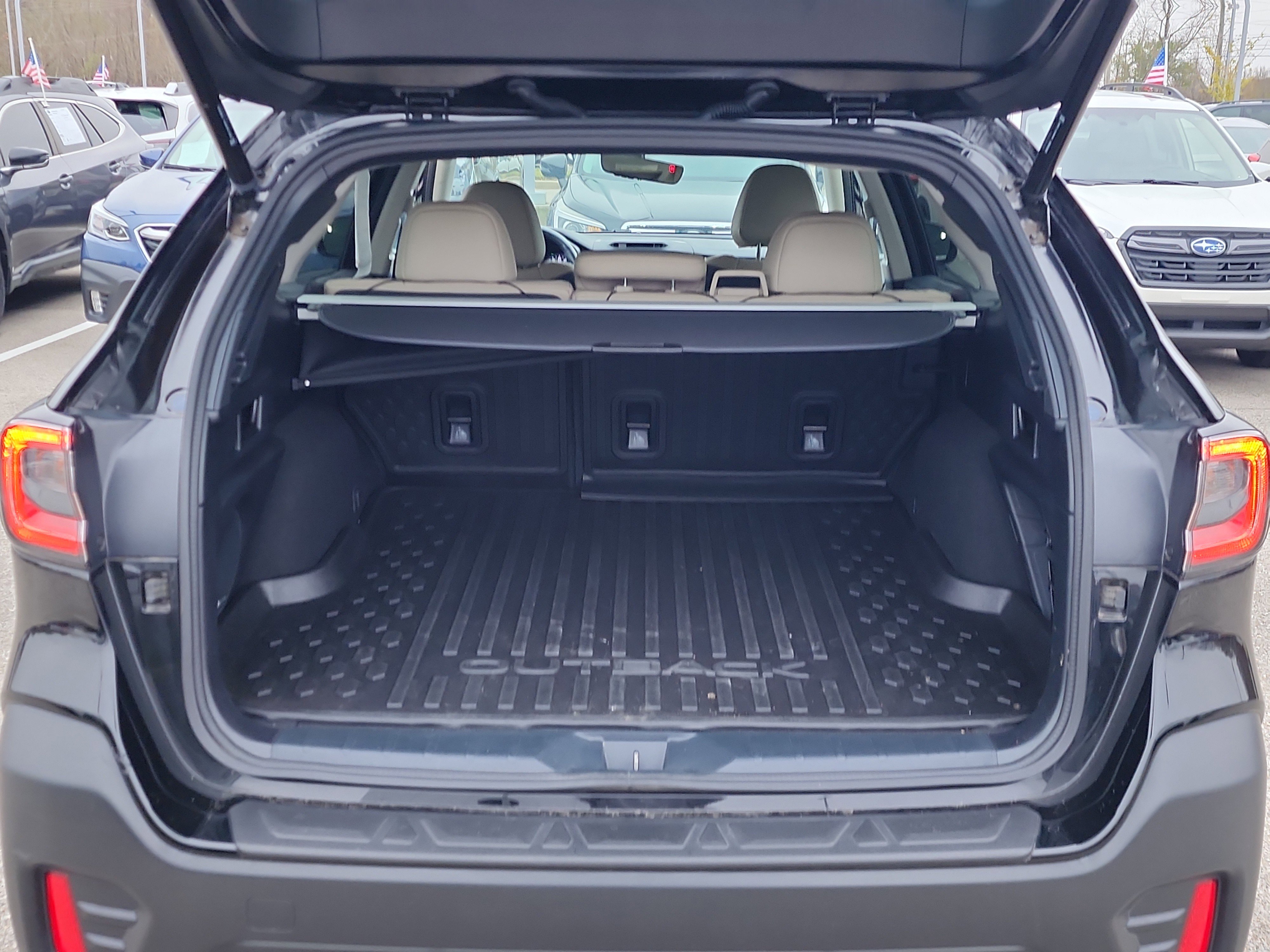 Certified 2022 Subaru Outback Limited image 14