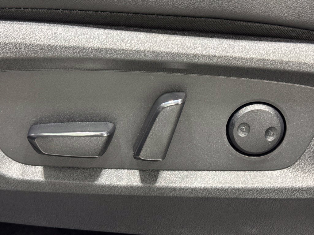 New 2026 Nissan Pathfinder Platinum AWD/4WD image 11