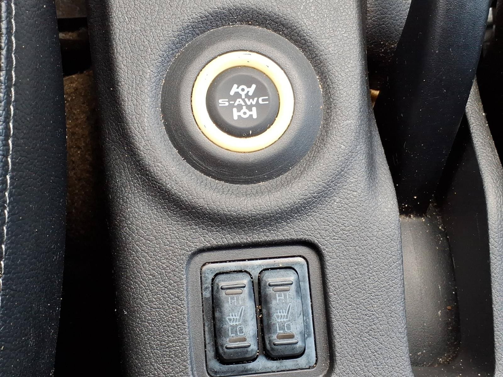 Used 2015 Mitsubishi Outlander SE AWD/4WD image 14