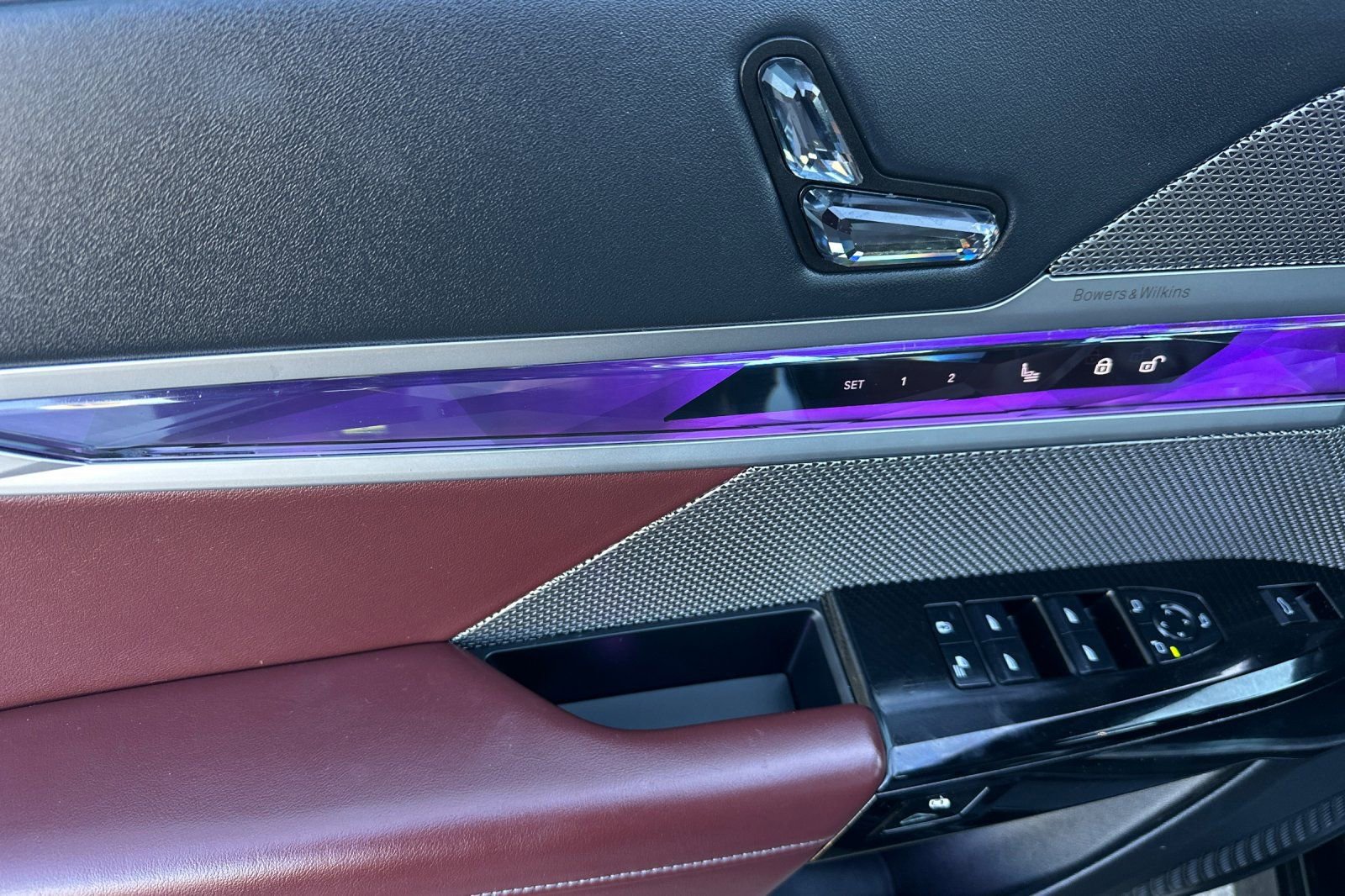 Used 2025 BMW 740i image 11