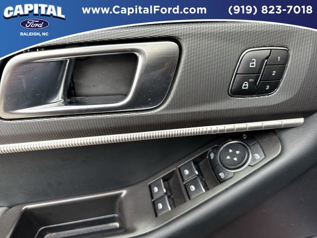 Certified 2025 Ford Explorer ST-Line w/ Premium Package AWD/4WD image 21
