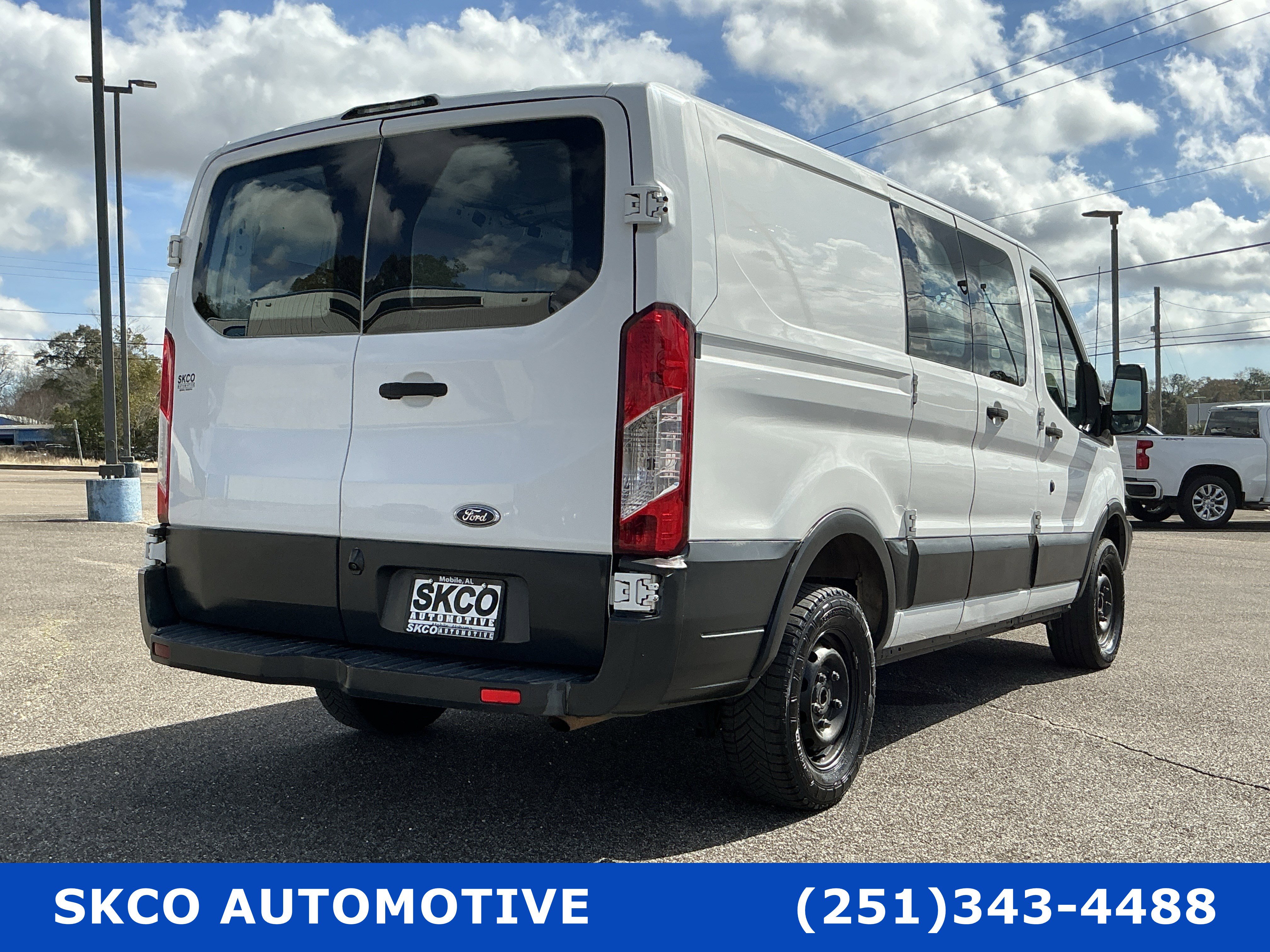 Used 2016 Ford Transit 250 130 Low Roof w/ Exterior Upgrade Package image 5