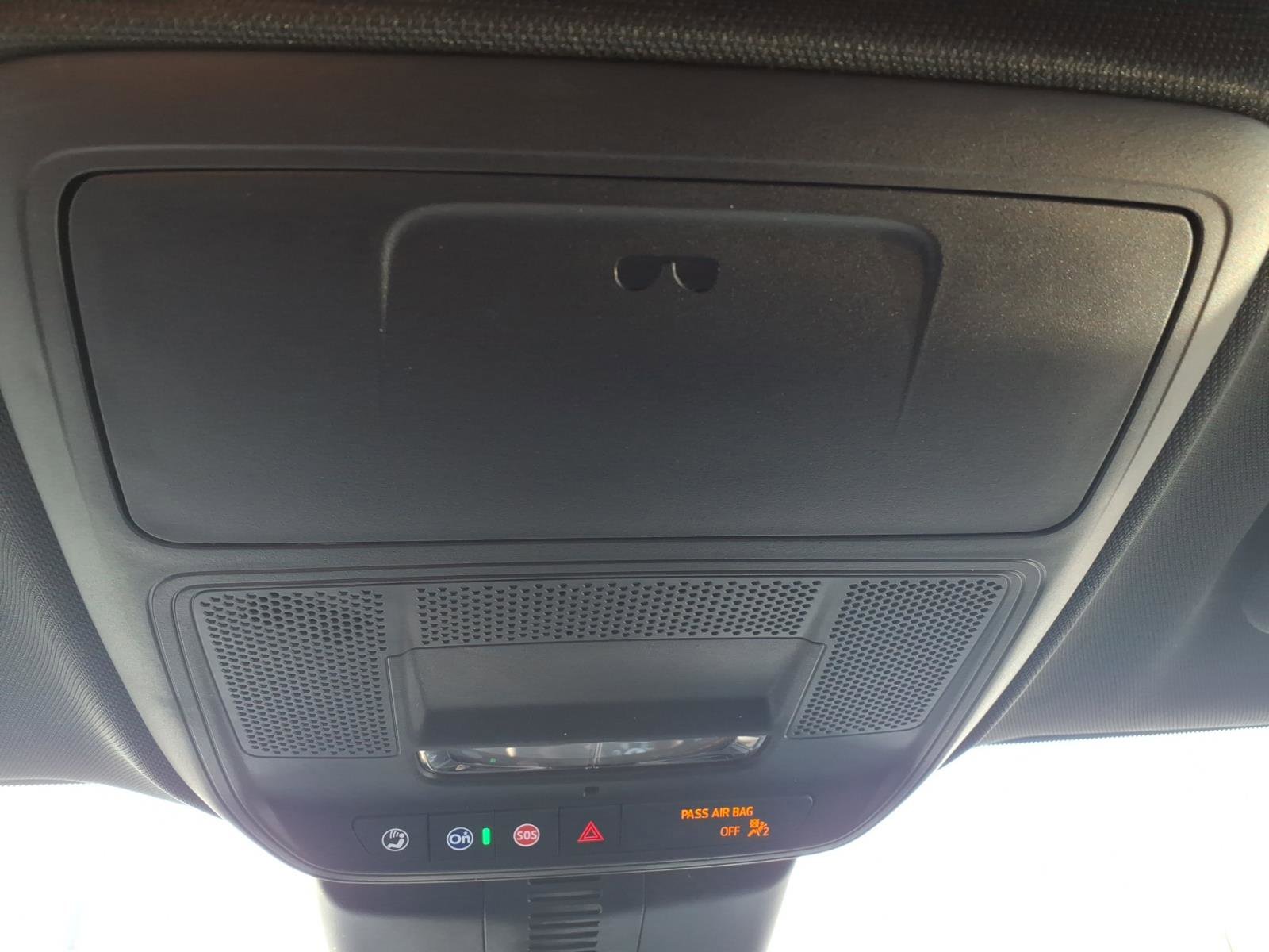 Certified 2025 Chevrolet Traverse Z71 w/ Driver Confidence Package AWD/4WD image 35