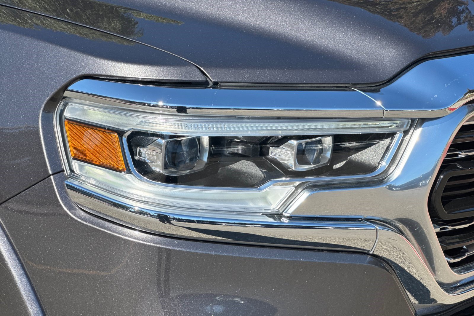 Used 2024 RAM 1500 Limited AWD/4WD image 12