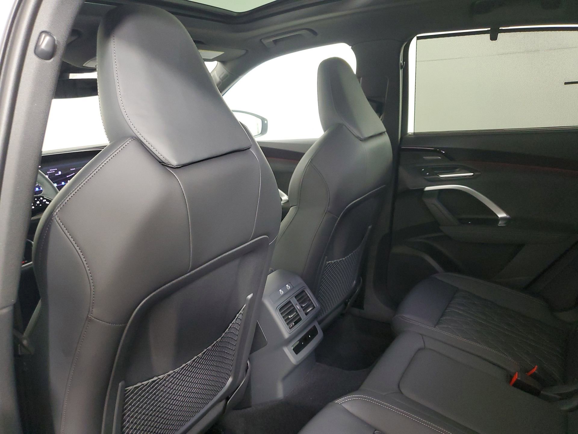 New 2025 Audi SQ5 Premium Plus image 47