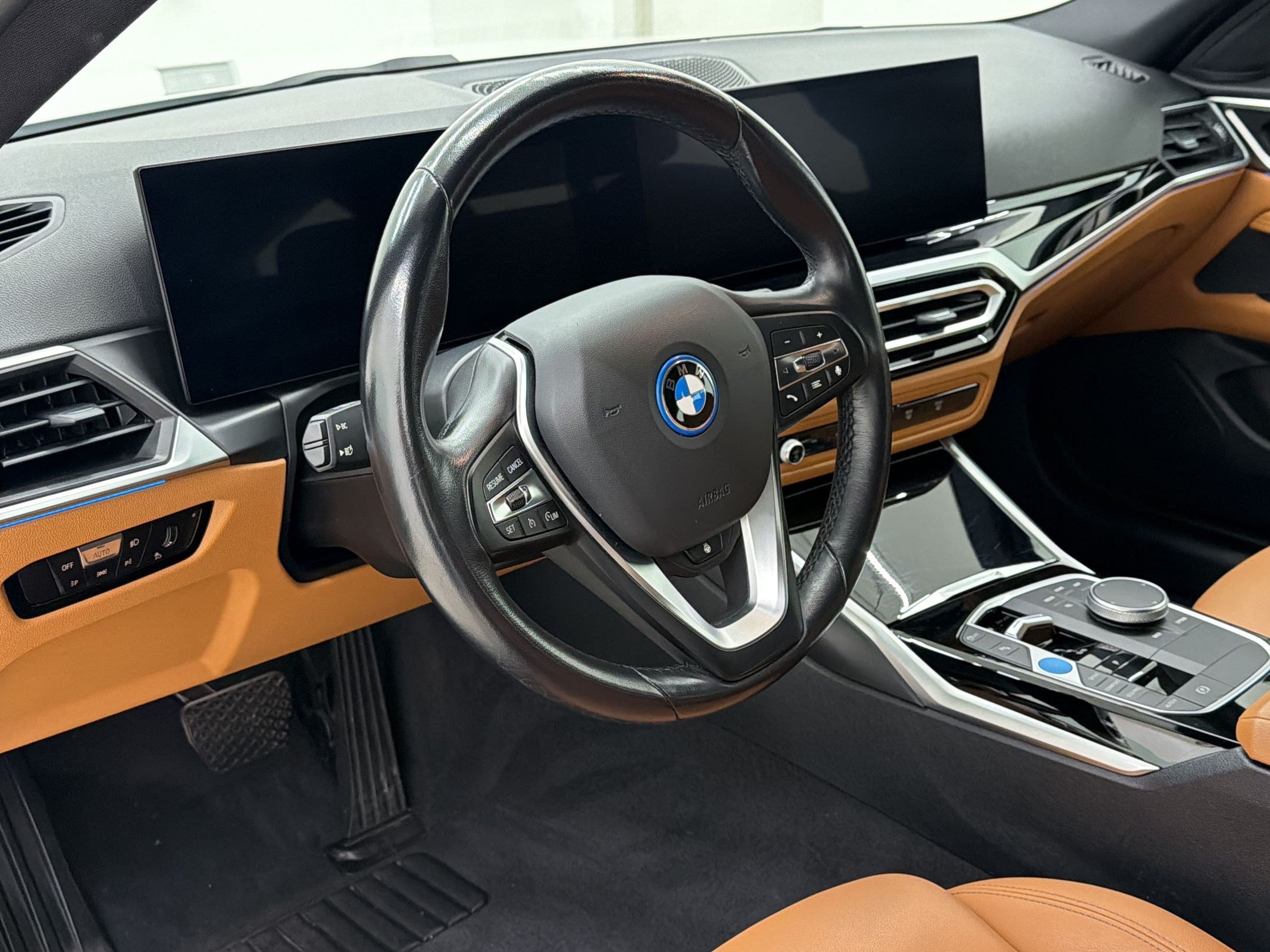 Certified 2023 BMW i4 eDrive35 w/ Premium Package RWD image 4