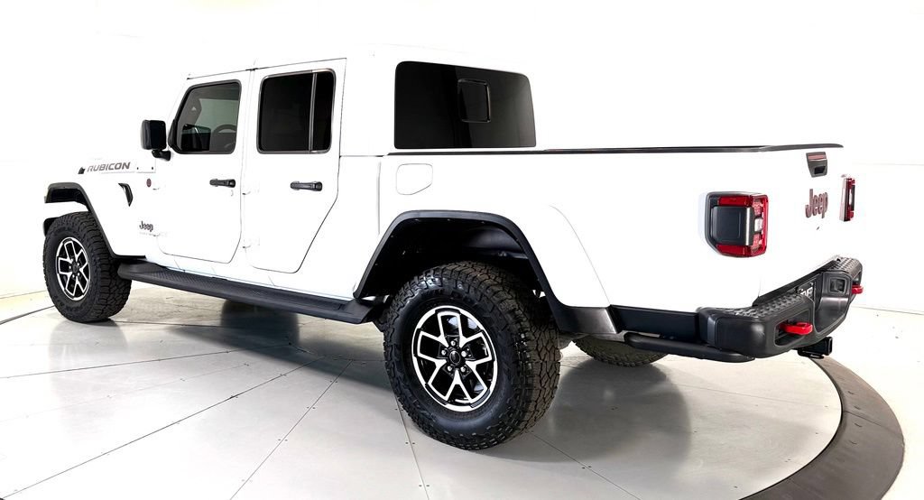 Used 2025 Jeep Gladiator Rubicon w/ Convenience Group AWD/4WD image 7