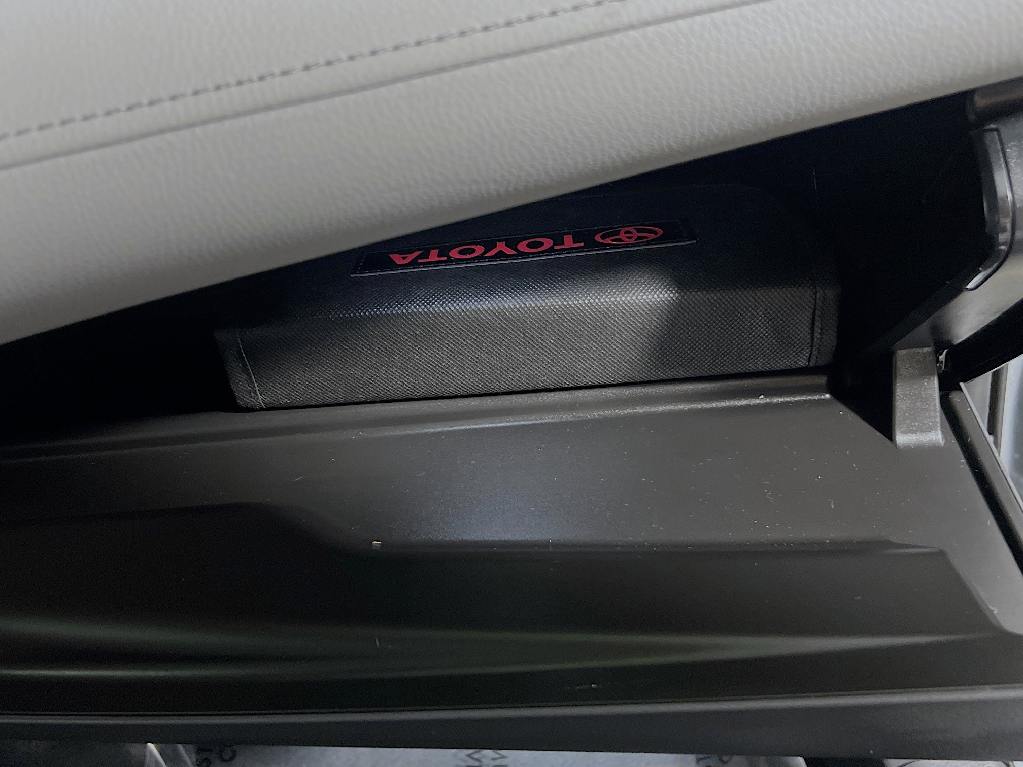 Used 2023 Toyota Camry LE image 33