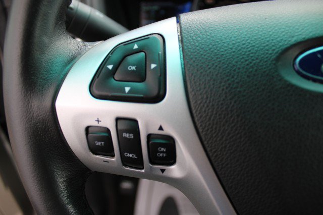 Used 2015 Ford Explorer XLT w/ Equipment Group 202A FWD image 22
