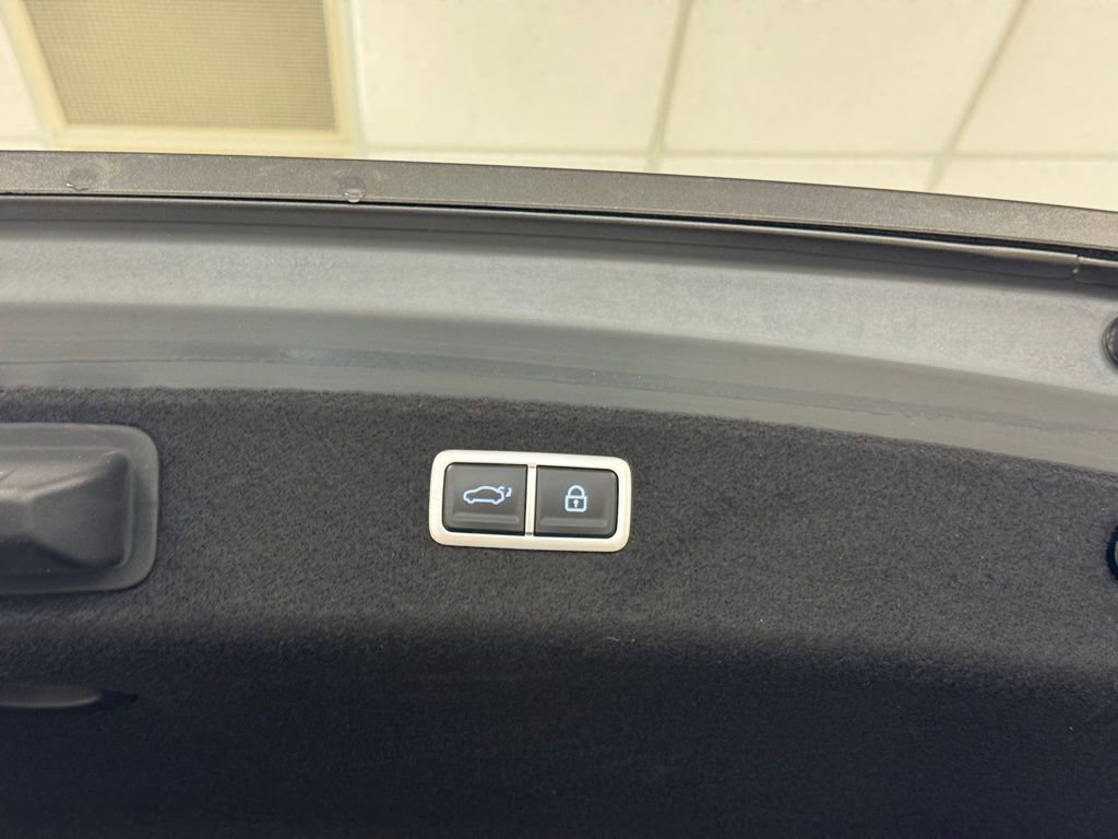 Used 2023 Genesis G80 2.5T w/ Sport Prestige Package image 26