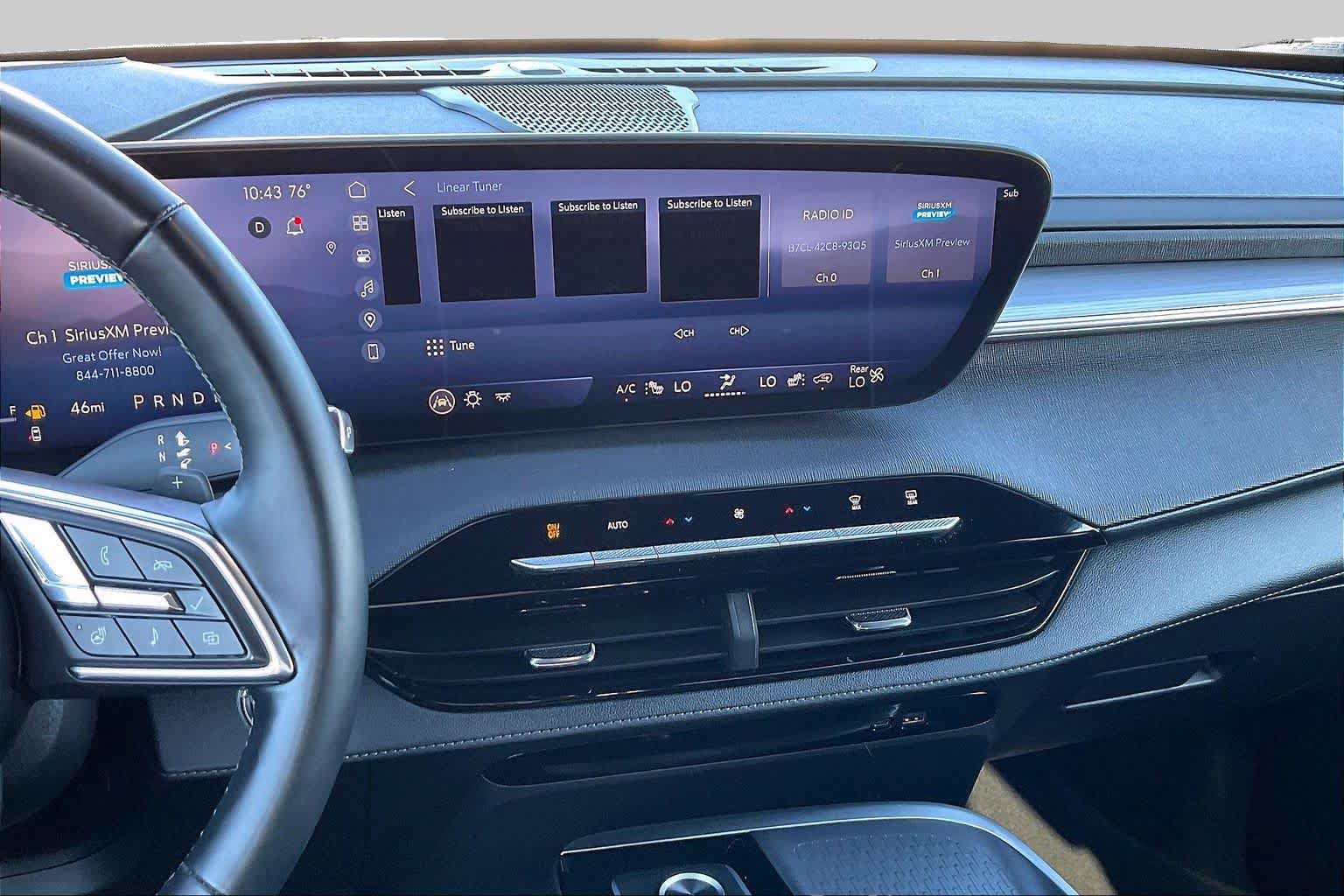 Used 2025 Buick Enclave Preferred FWD image 7