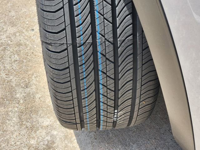 Used 2024 Kia Sportage EX image 11