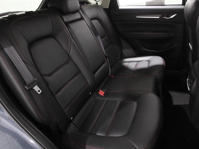 Used 2021 MAZDA CX-5 Carbon Edition image 16