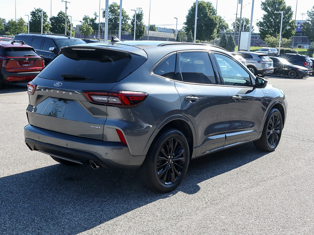 Used 2023 Ford Escape ST-Line Elite AWD/4WD image 7