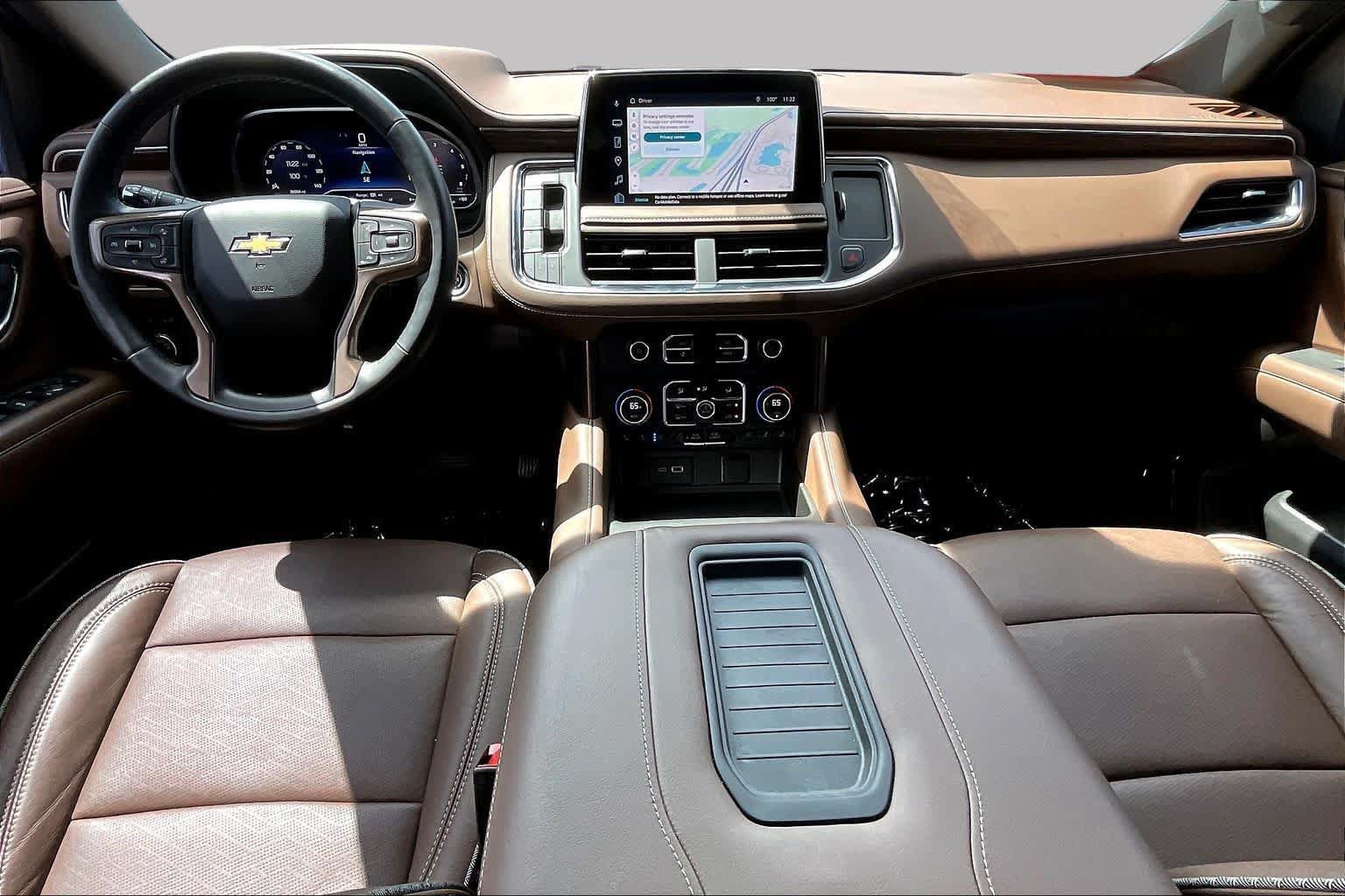 Used 2023 Chevrolet Tahoe High Country AWD/4WD image 15