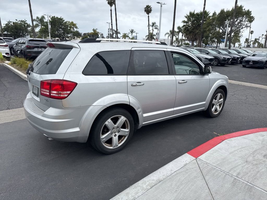 Used 2009 Dodge Journey R/T w/ Flexible Seating Group FWD image 26