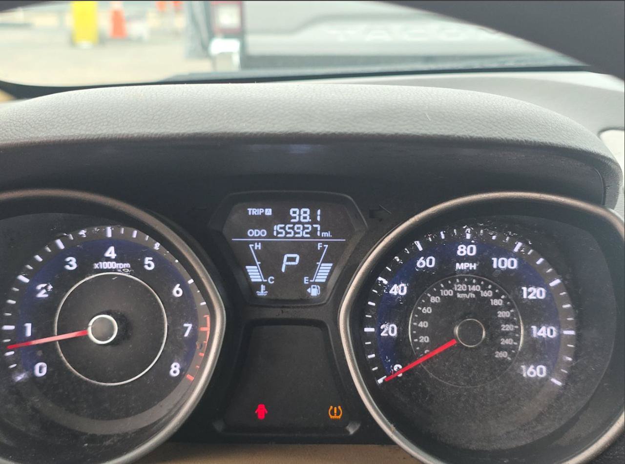 Used 2013 Hyundai Elantra GLS FWD image 7