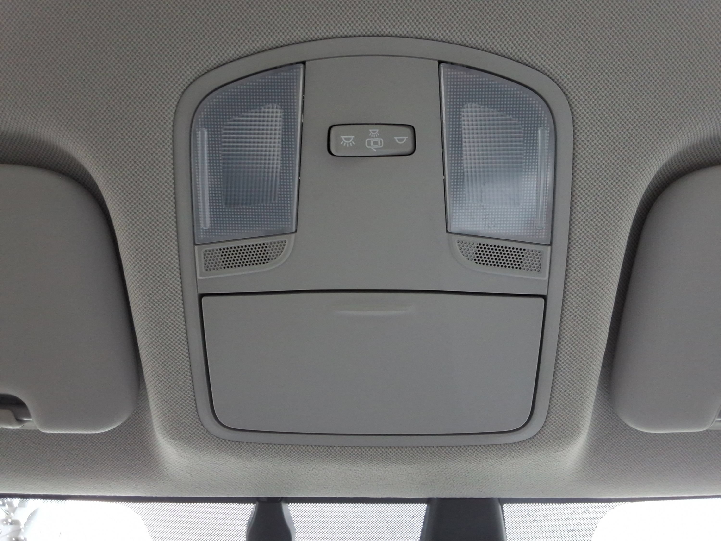 Used 2020 Hyundai Elantra SE FWD image 19