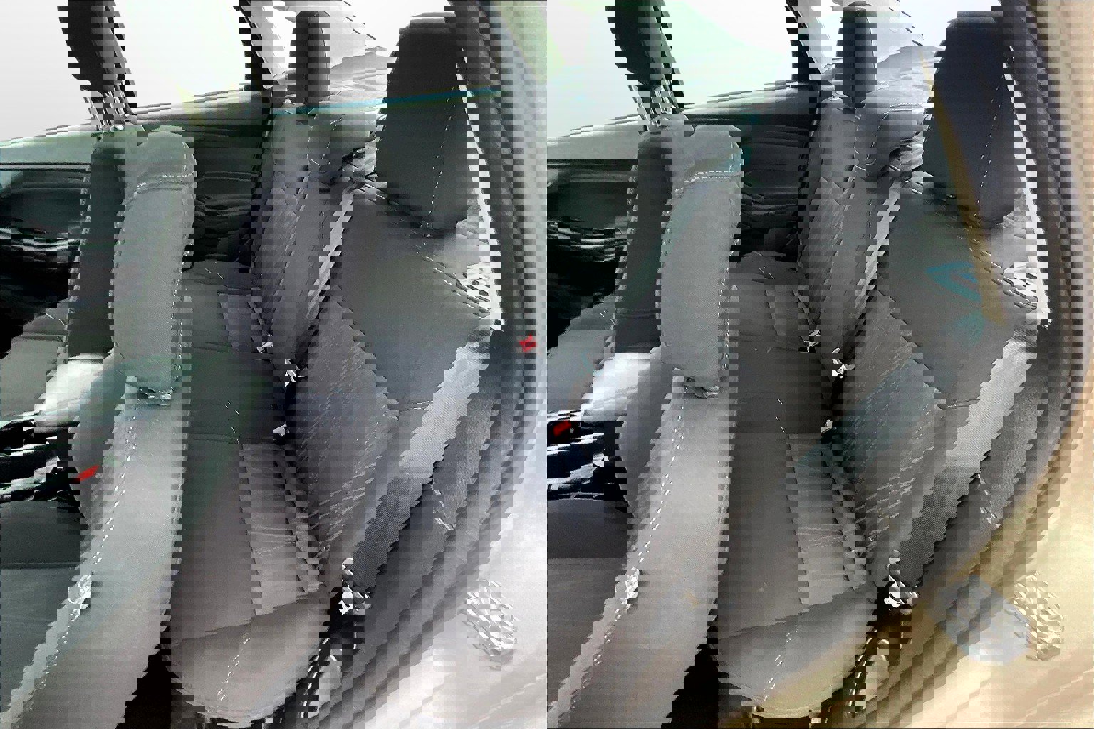 Used 2018 Ford Focus SE image 18