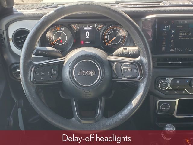 Used 2024 Jeep Wrangler Unlimited Sport AWD/4WD image 34