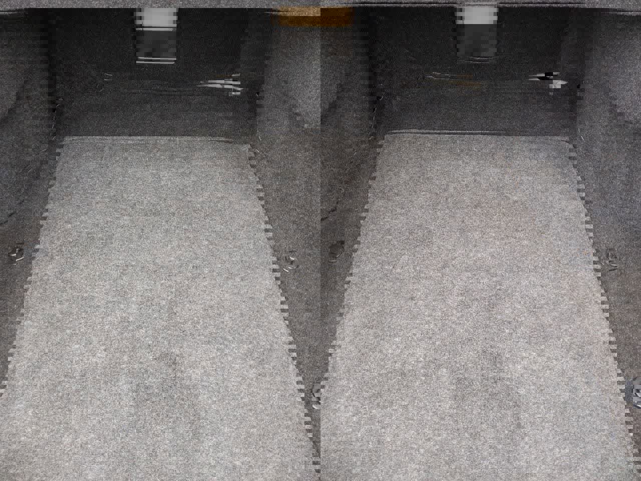 Used 2008 Cadillac DTS w/ Sun And Sound Package image 27