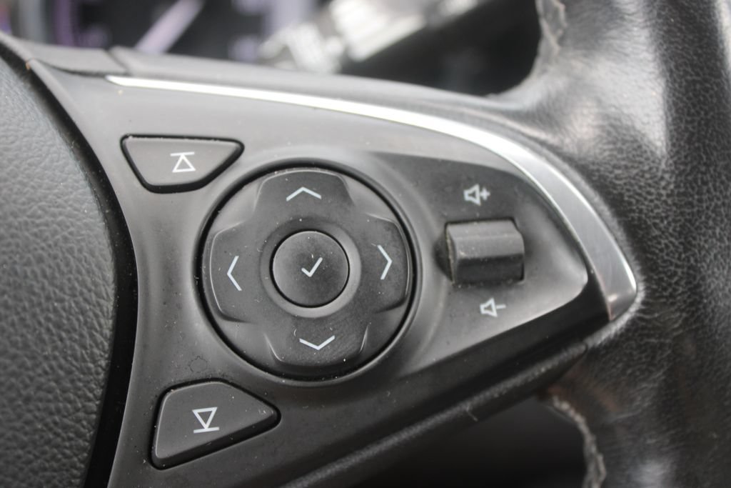Used 2020 Buick Envision Essence FWD image 39