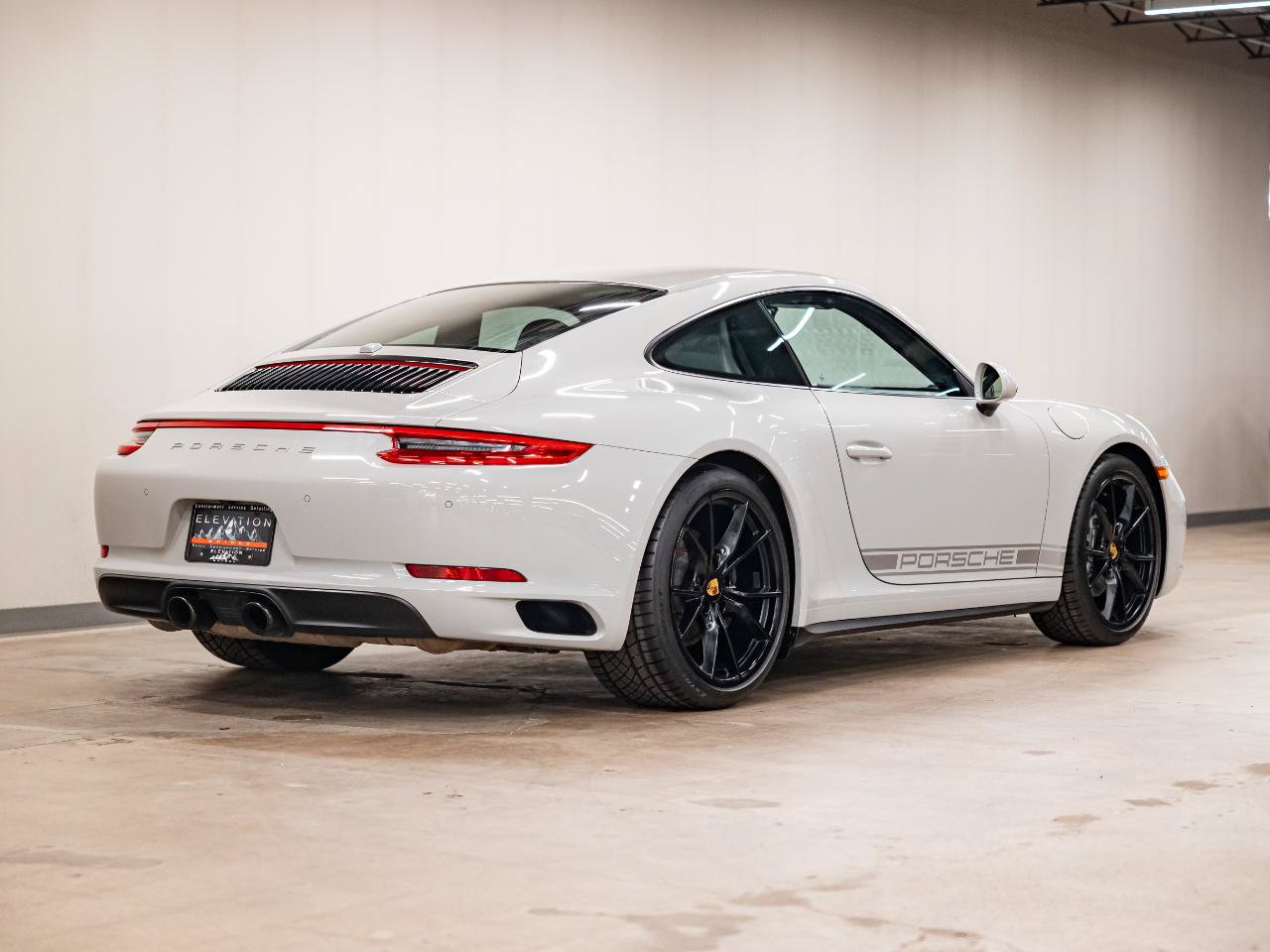 Used 2019 Porsche 911 Carrera 4 AWD/4WD image 5