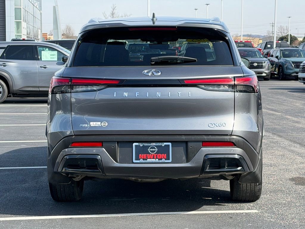 Used 2025 INFINITI QX60 Luxe image 6