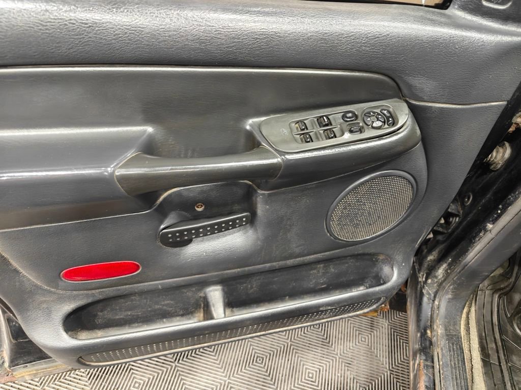 Used 2003 Dodge Ram 3500 Truck SLT image 31