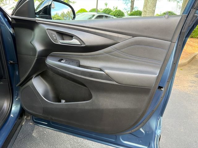 Used 2024 Buick Envista Sport Touring w/ Convenience I Package FWD image 14