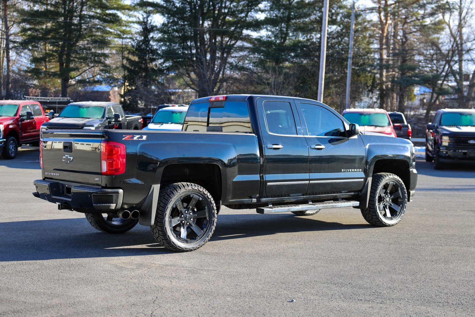 Used 2018 Chevrolet Silverado 1500 LTZ Z71 w/ LTZ Plus Package image 5