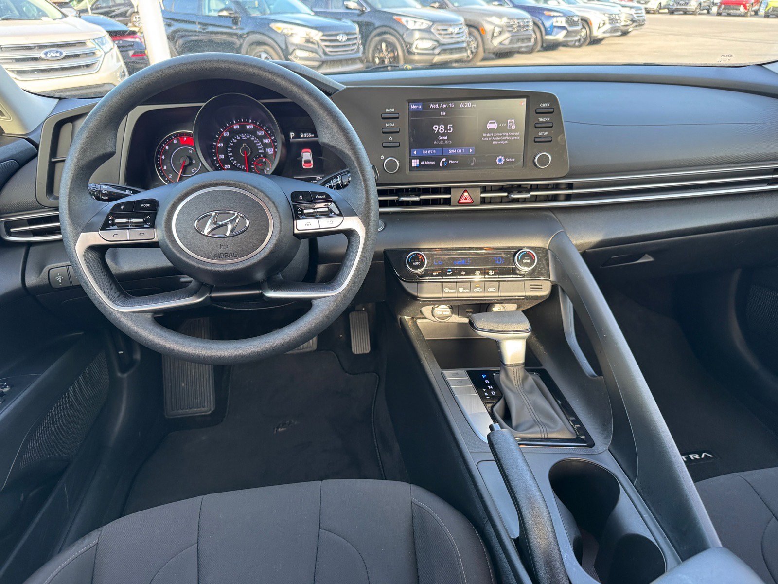 Used 2023 Hyundai Elantra SEL FWD image 13