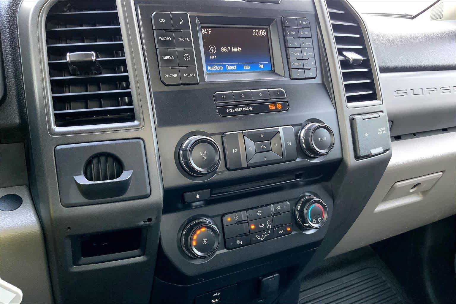 Used 2018 Ford F350 XL w/ Power Equipment Group RWD image 29