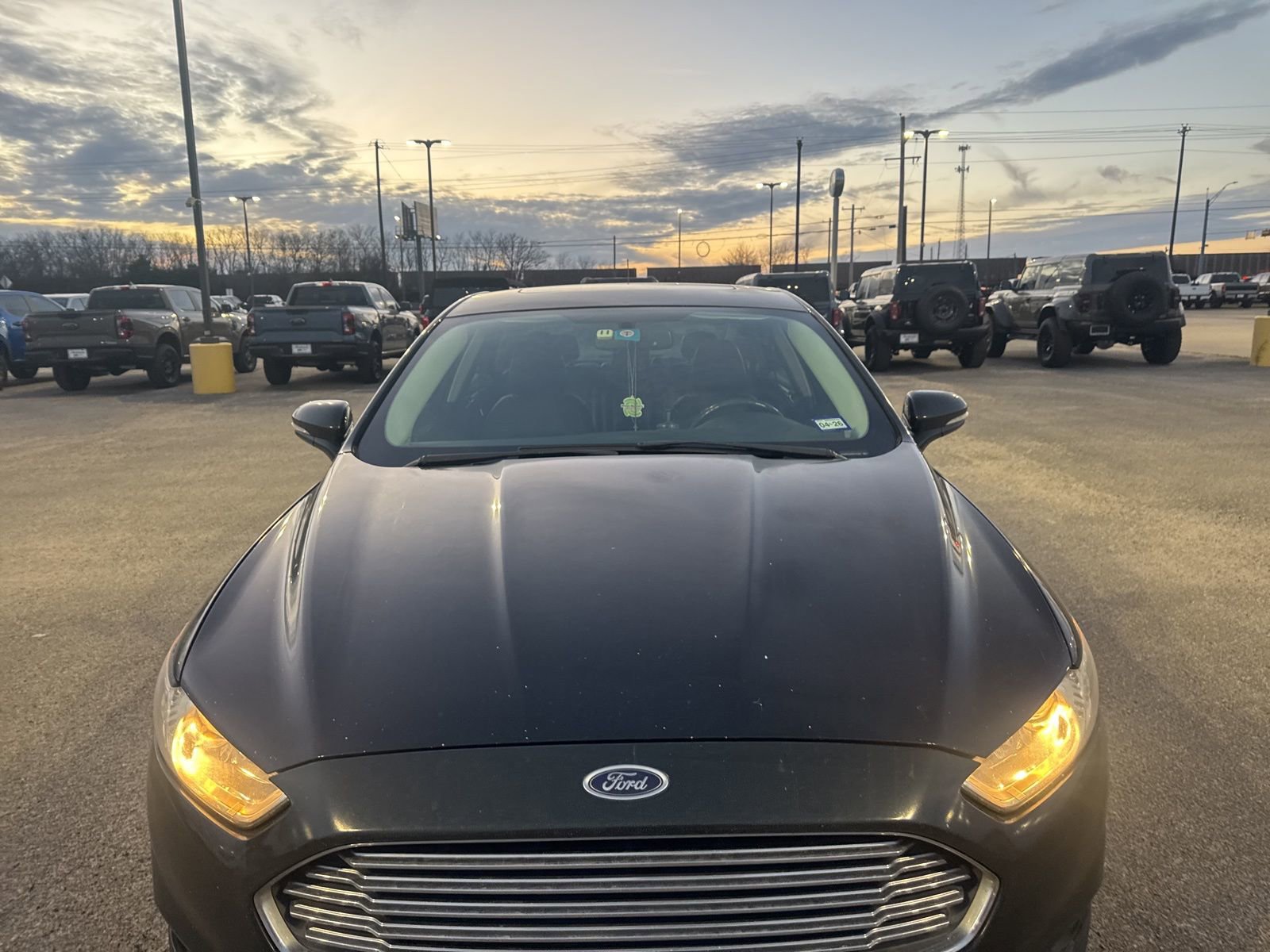 Used 2014 Ford Fusion SE w/ Equipment Group 502A image 3