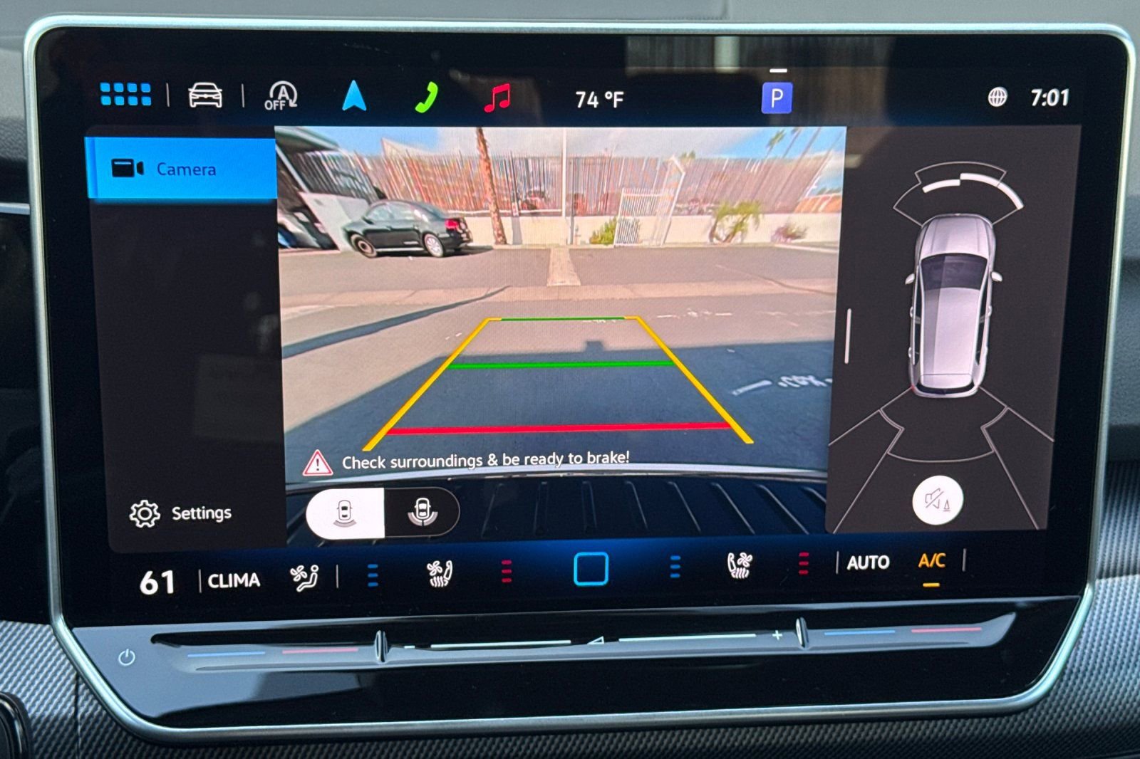 New 2025 Volkswagen GTI SE image 18