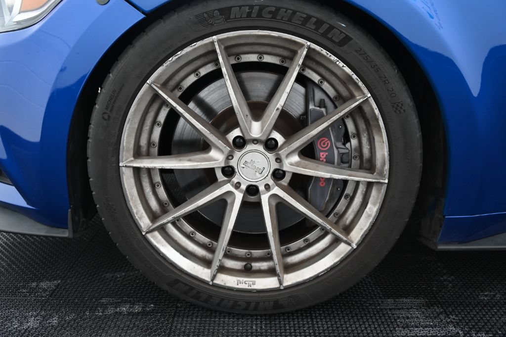 Used 2017 Ford Mustang GT Premium w/ GT Performance Package RWD image 40