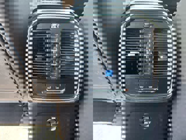 Used 2017 Porsche Macan image 7