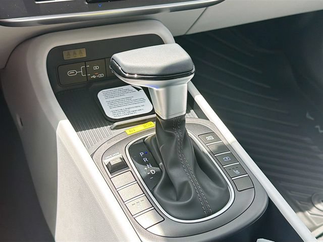 New 2026 Hyundai Kona SEL Sport FWD image 16