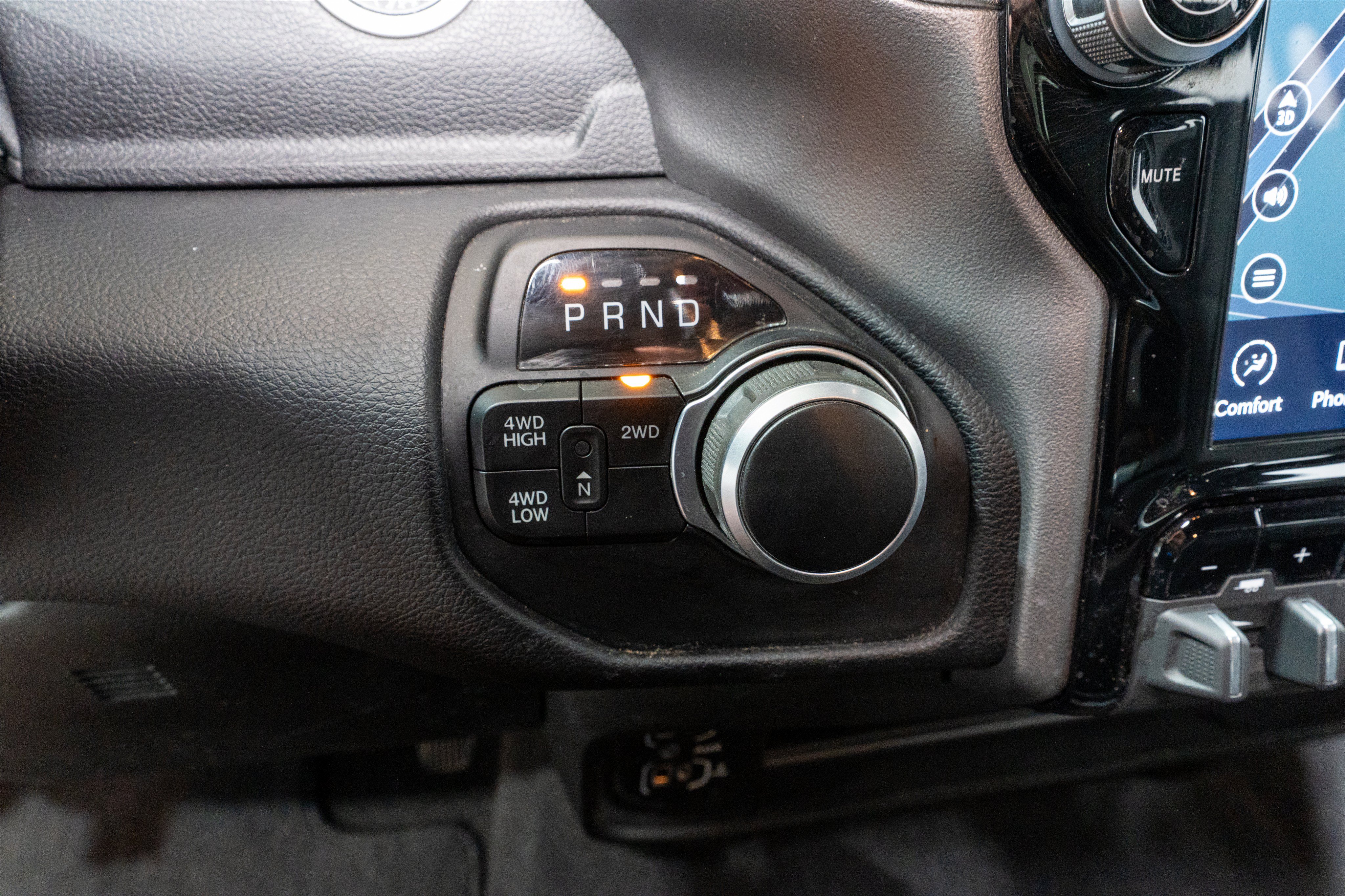 Used 2024 RAM 2500 Big Horn w/ Night Edition AWD/4WD image 22