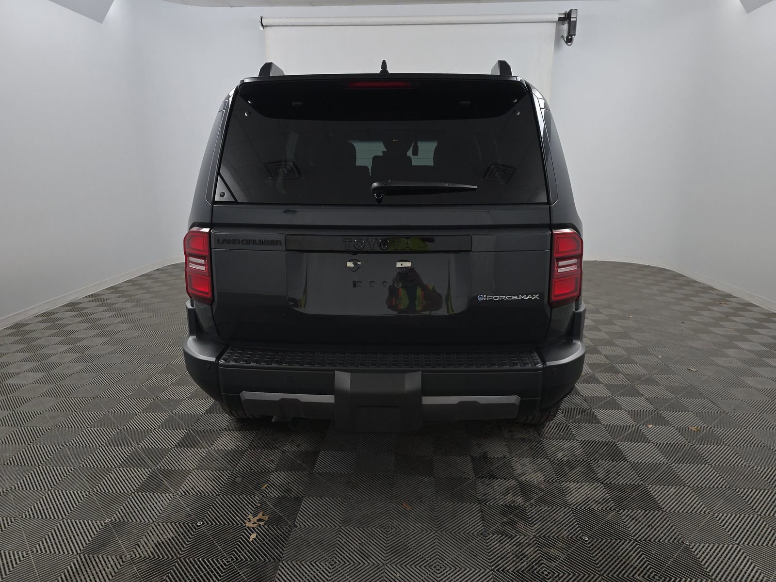 Used 2024 Toyota Land Cruiser w/ Premium Package AWD/4WD image 8