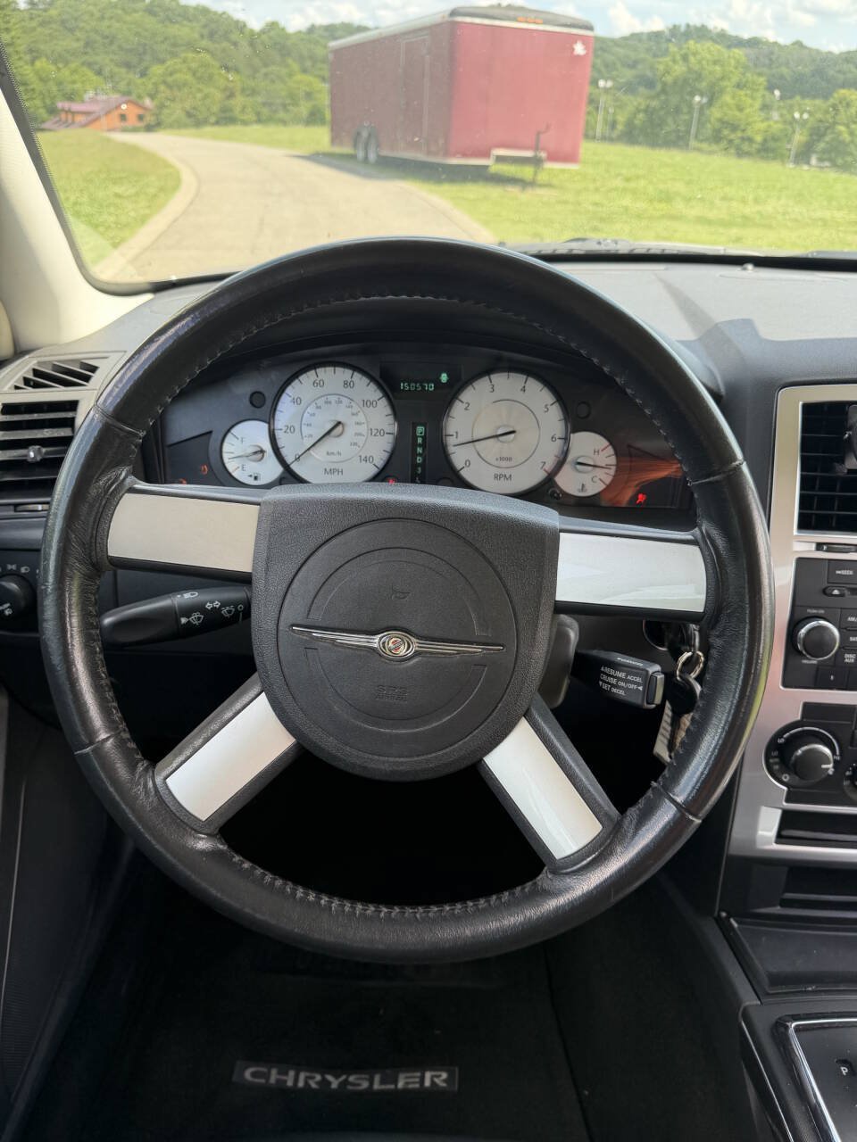 Used 2009 Chrysler 300 Touring RWD image 34