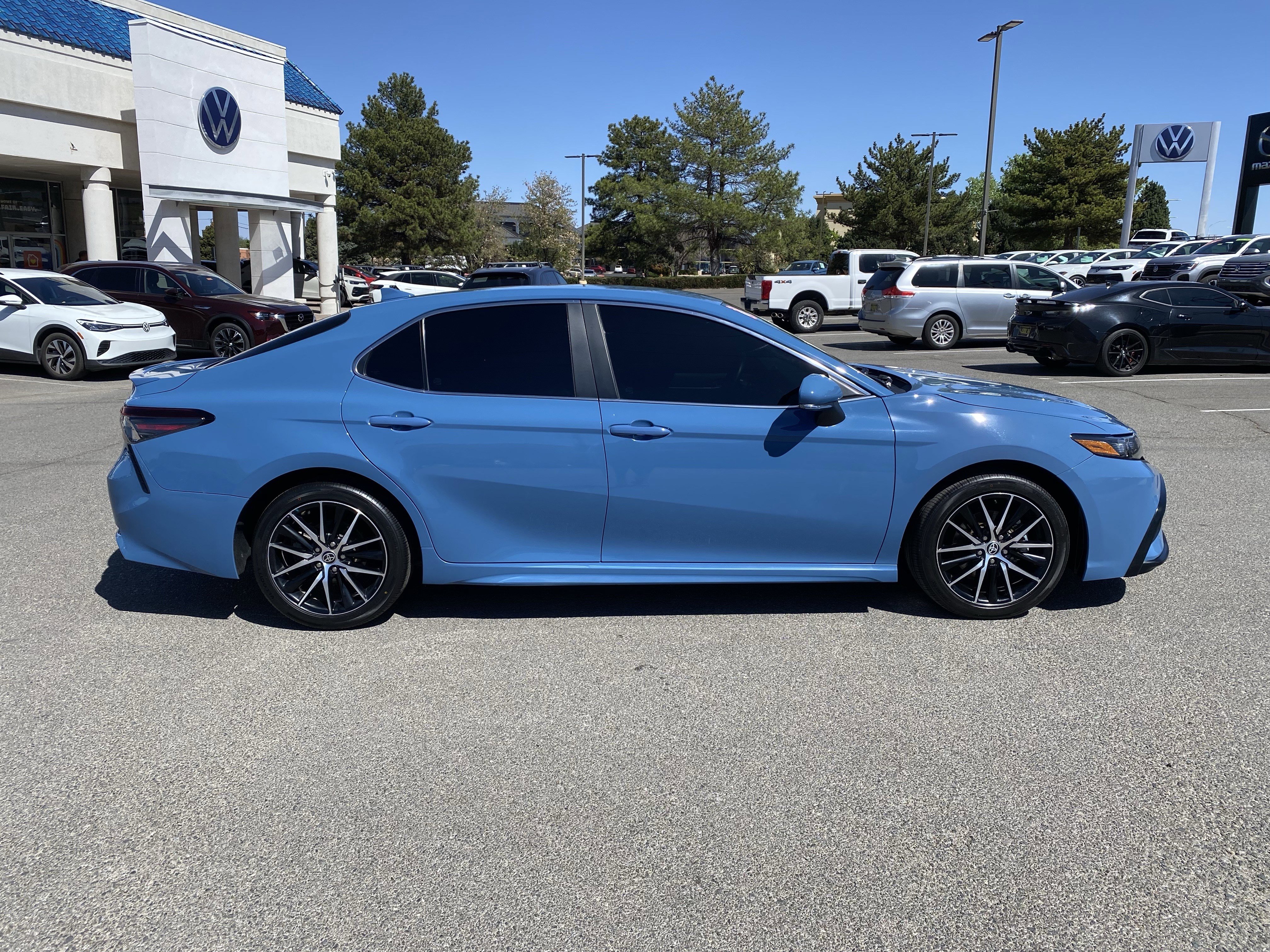Used 2023 Toyota Camry SE image 44