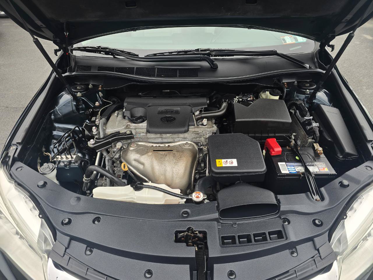 Used 2017 Toyota Camry XLE w/ Moonroof Package FWD image 20