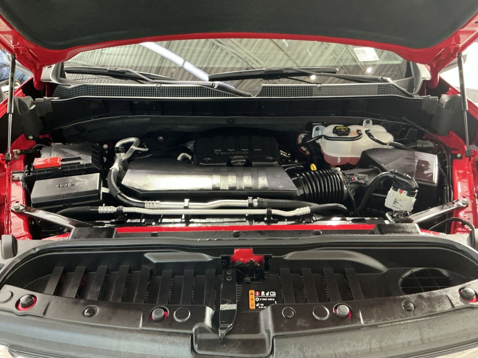 Used 2025 Chevrolet Silverado 1500 LT image 32