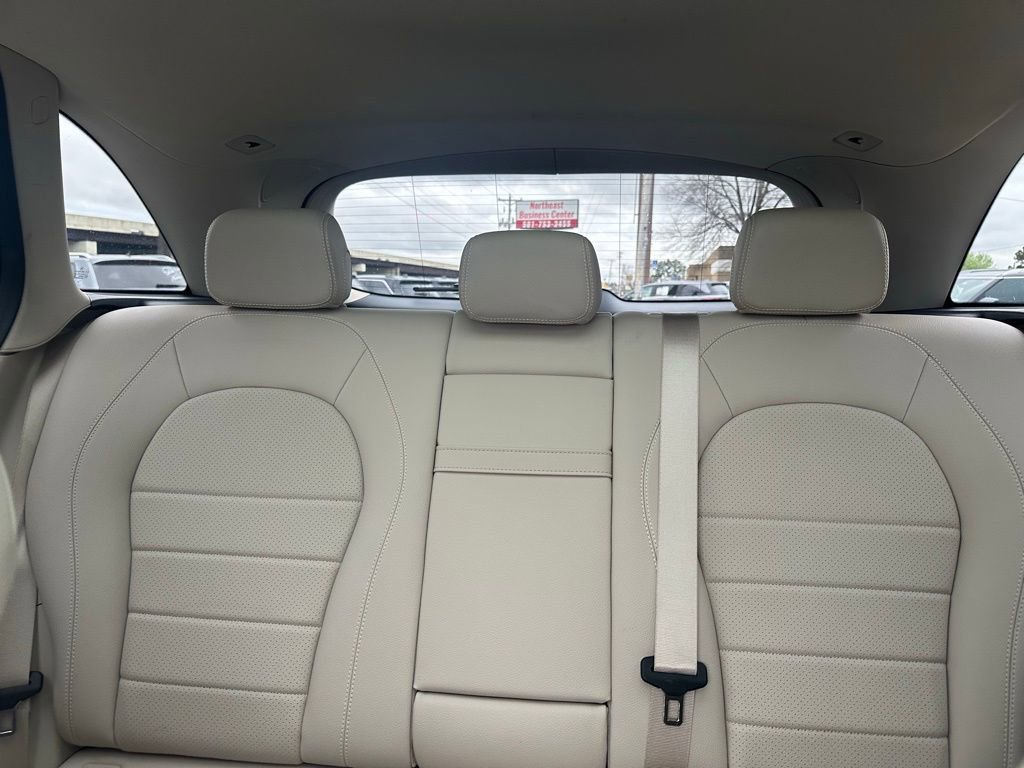 Used 2022 Mercedes-Benz GLC 300 image 29