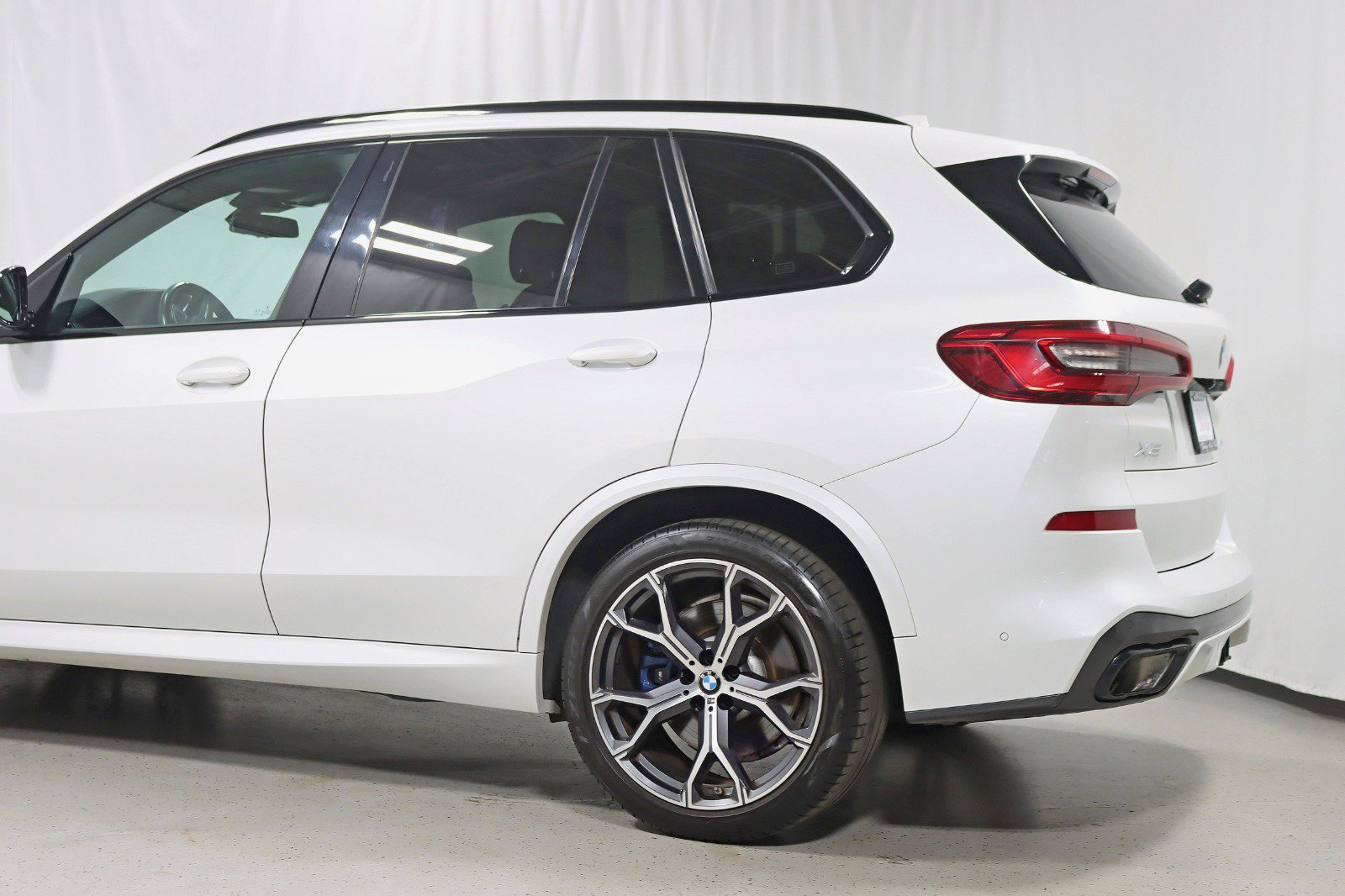 Used 2020 BMW X5 xDrive40i w/ Premium Enhanced Package AWD/4WD image 11
